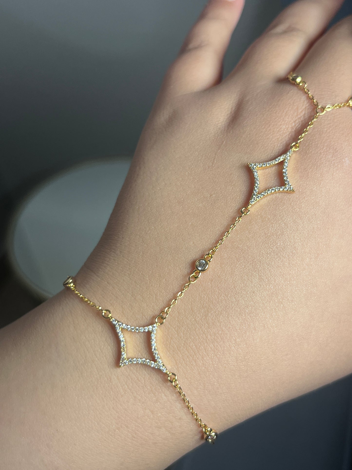 Gweisha handchain ✨