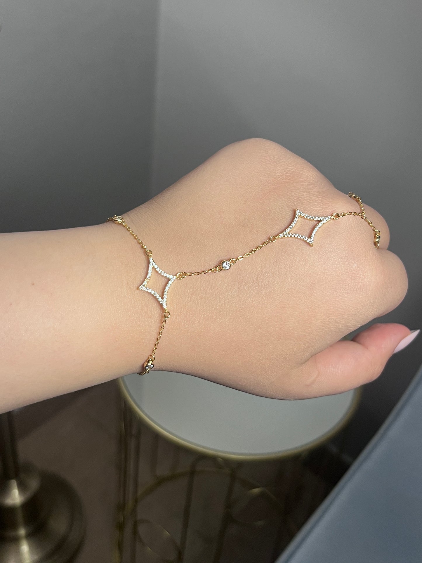 Gweisha handchain ✨