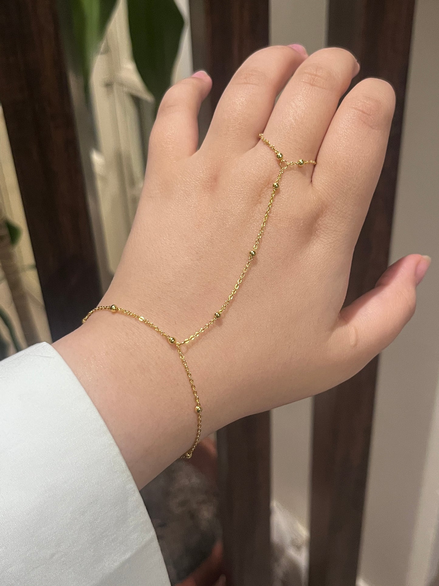 Golden dots hand chain