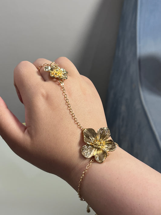 Flower hand chain